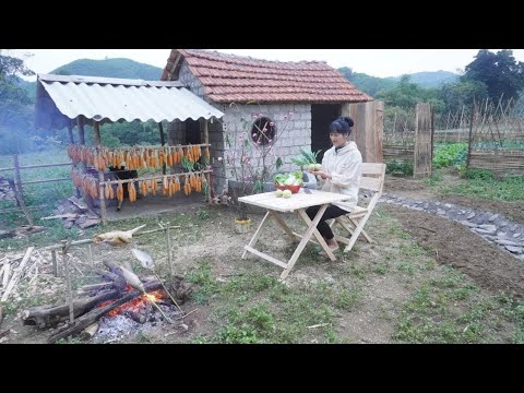 120 Days on The Farm make chair and table - Harvest young corn, squash, and cucumbers to sell