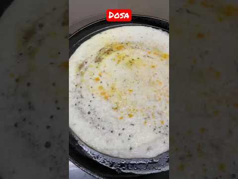 Making round Dosa/ tasty 😋 #trending #food #shortvideo #foodie