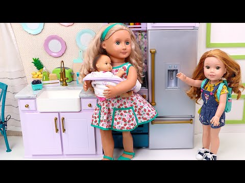 Looking after the kids! Play Dolls