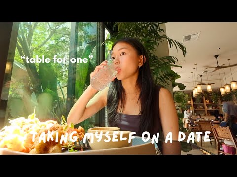 going on a date.. with myself (shopping, eating alone, selfcare routine for glass skin)