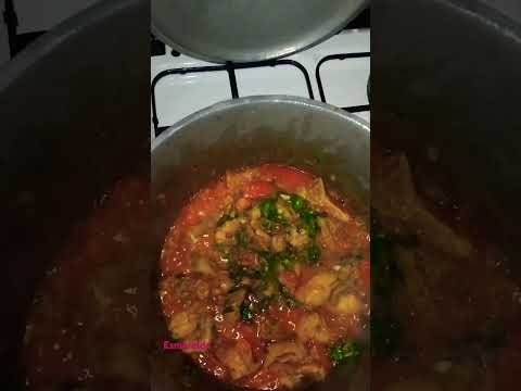 #harira#soup#delicioussoup#hotsoup#dish#morocco#delicioussoup#hot#cookinng#cooking#pigeon #meatballs