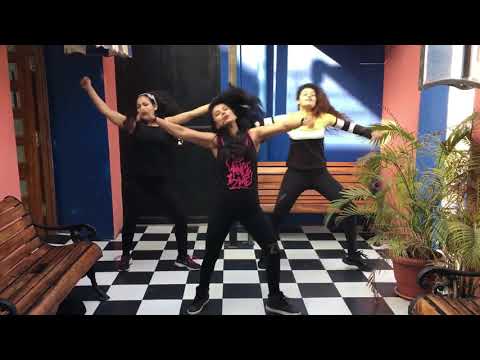 Zumba Fitness With  ZES Manisha @ TONIQUE STUDIO