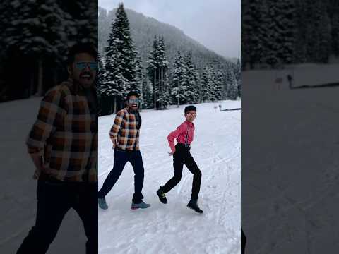 Lutt Putt Gaya in Winter Wonderland.. #sharukhkhan #bollywood #bollywoodsongs #bollywoodstyle