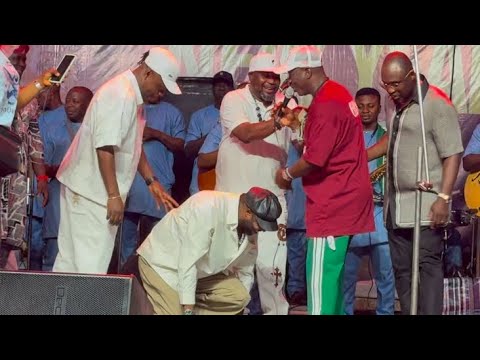 FEMI ADEBAYO PROSTRATES TO WASIU AYINDE AT NEW YEAR DANCE 2024