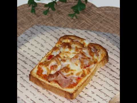 Easy one-person pizza recipe: How to make bread pizza