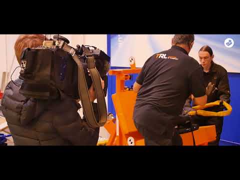 Maxi-Cosi I AxissFix Air car seat I Launch event