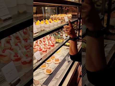 So many desserts ! | Ritz Carlton Singapore | Colony | Dinner