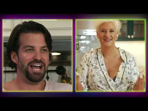 Cookin’ Up Some Laughs With Chef Anne Burrell and Johnny Bananas | Celebrity Sleepover