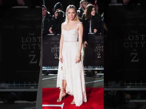 Sienna Miller Red Carpet Looks | Celebrity Style