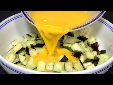 Cut the eggplant into cubes and pour in the egg liquid. It’s more fragrant than meat