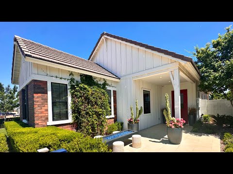 INSIDE A GORGEOUS TOLL BROTHERS FARMHOUSE IN ARIZONA! CRAZY INCENTIVES!