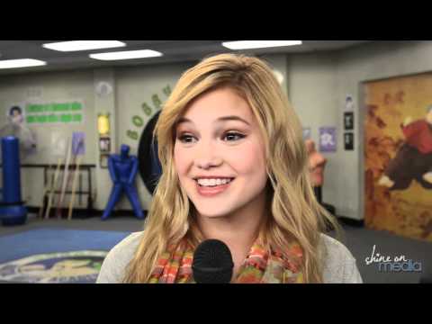 Leo Howard, Olivia Holt & Cast Talk "Kickin' It in China"