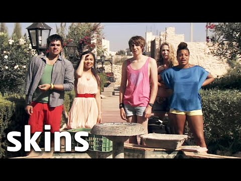 Arriving At The Party House | Skins