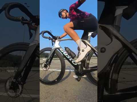 Testing my Gusto Duro Evo road bike.