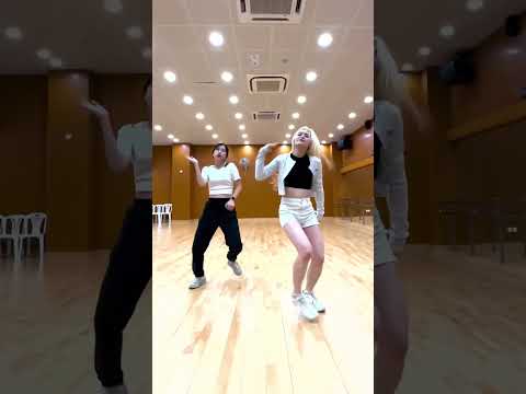 #DanceChallenge TAEYANG (Feat. Lisa) - “ Shoong!슝!“ Kpop challenge biabang blackpink lalisa