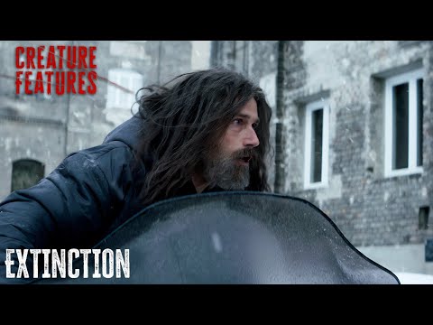 Attacked Whilst Scavenging For Supplies | Extinction | Creature Features