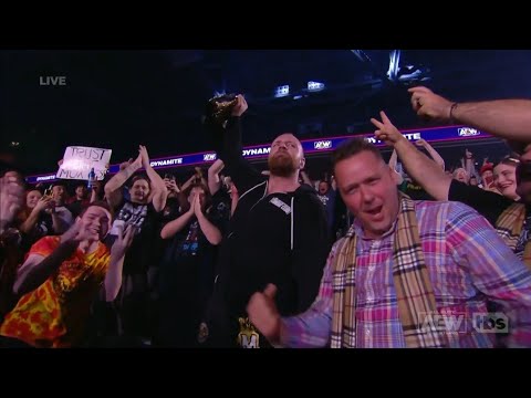 Jon Moxley Entrance as 3X AEW World Champion: AEW Dynamite, Sept. 28, 2022