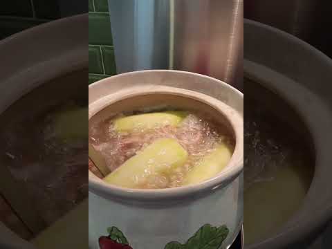 My 2 hours long boil soup #followers #highlights #ofwhongkong #trending #chinesecooking