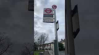 London Bus Stop In Tamil  ✋✋ #tamil #shorts #vlog #trending #tamilvlog #shortsfeed #youtubeshorts