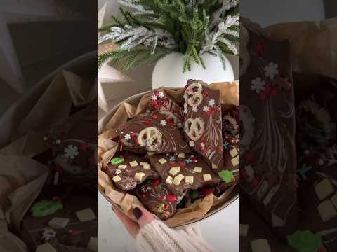 Chocolate Christmas Bark! 🤎🎄🍫 #chocolate #christmas #giftideas #delicious #sweet #recipe #yummy