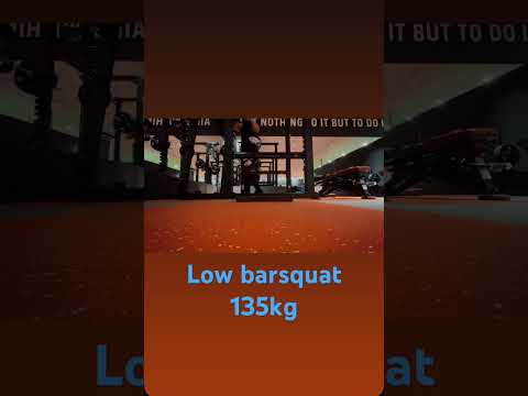 Low barsquat 135kg