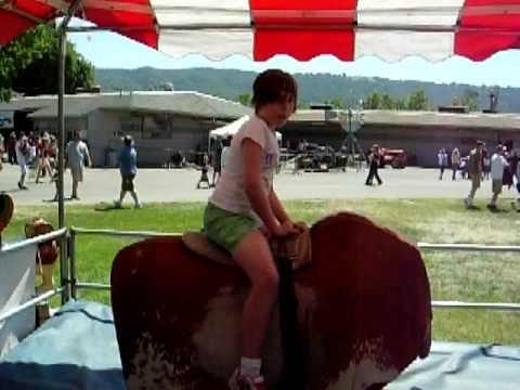 Taylor bull riding 7 2009A