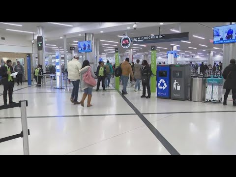 Holiday travel conditions on day after Christmas | Atlanta's airport