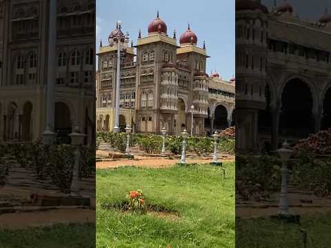 Mysore Palace in Mysuru, Karnataka stands as a testament to the grandeur of the Wadiyar dynasty!