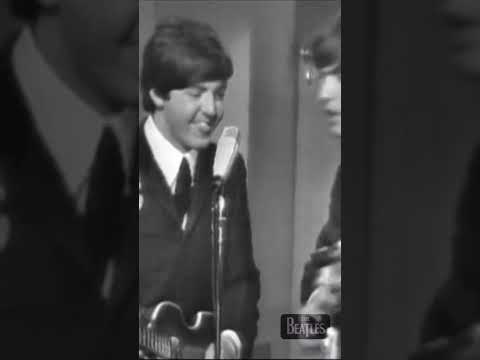 You Can't Do That - The Beatles [ Live at Festival Hall, Melbourne. 1964 ] #shorts #thebeatles