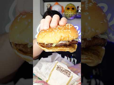 Is the Fried Pickle Ranch Whopper Better Than The Original Whopper?! 🍔 #burgerking #whopper