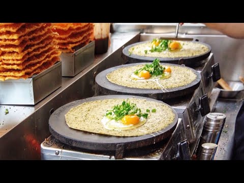 Chinese savior crepe  (Jian bing) / 煎餅果子 - Taiwanese street food