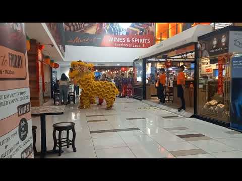 Chinese new year dragon dance at faber towers