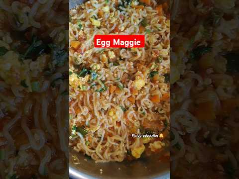 Egg Maggie #eggmaggie #cooking #shorts #maggie #maggi #maggirecipe #snacks #snack #trending #food