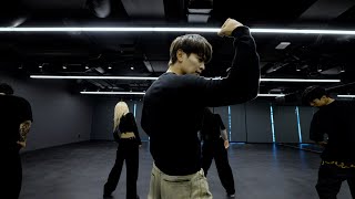 MINHO 민호 'Something About U' Dance Practice