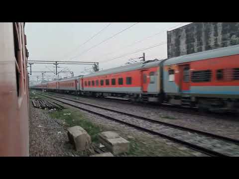 Hardoi railway station 13152/Jammu Tawi - Kolkata Express Arriving Departing, Indian Railways 4k HD