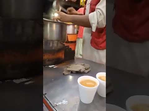 kadak chai (Tea) at railway station #ytshorts #youtubeshorts #viral