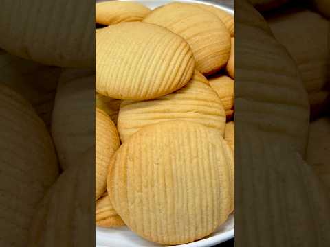 Easiest Handmade Cookies. Full Recipe Linked #buttercookies #easycookies #easyrecipe #biscuits