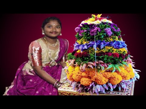 saddhula bathukamma making#peddhabathukamma samburalu#happy bathukamma@laasyamudupu2104