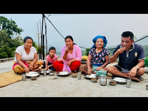 DUCK MEAT AND RICE NEPALI FOOD WITH FAMILY#siruthapamagar#villagelife#viralvideo