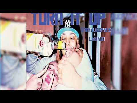 StinkyLoudpack x Lawaun - Turn It Up (AUDIO)