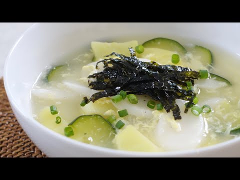 Low FODMAP l Rice Cake Soup (Tteokguk: 떡국) | Korean Traditional New Year's Foods!