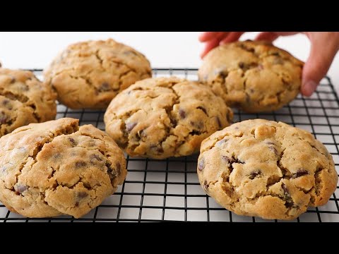 The best cookies I've ever had! Extremely easy and delicious