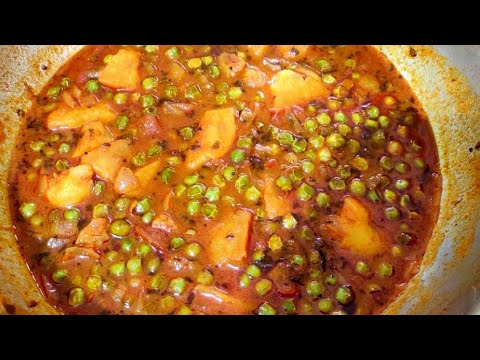 Urulai Killing Masala curry /Potato peas Gravy /Aloo Matar recipe/Green Peas Gravy recipe 😋😋