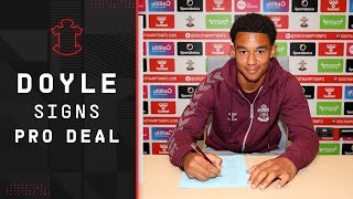 "A DREAM COME TRUE" 😇 | Young starlet Kamari signs pro deal with Southampton