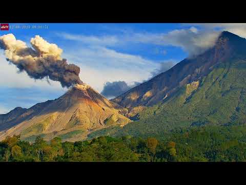 Dec 8, 2024: Strombolian Eruption from Santiaguito Vent, Guatemala