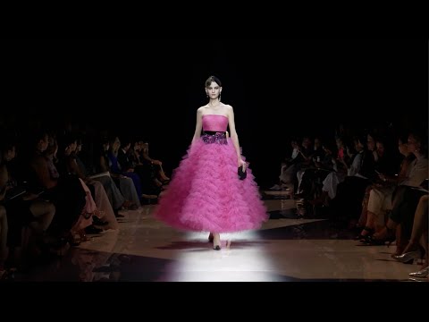 Giorgio Armani Privé - 2022 Fall/Winter Fashion Show