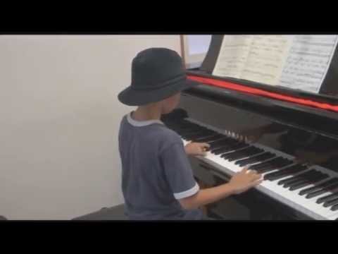 モーツァルト ピアノソナタ 第16番（15） ハ長調 第1楽章 8歳, Mozart K545 Piano Sonata 1st movement - 8 years old