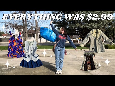 THRIFT WITH ME • EVERYTHING WAS $2.99 • BLOW OUT THRIFT STORE SALE #thriftedfashion #thriftwithme