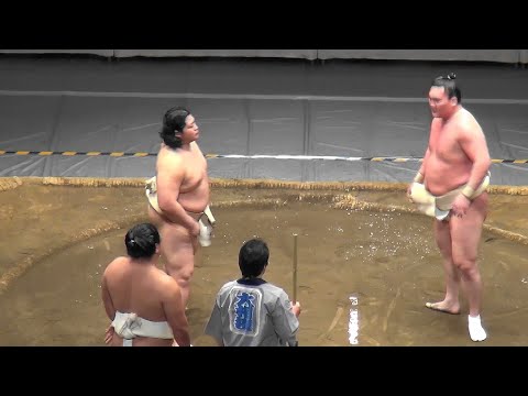 『白鵬 Hakuho VS. 遠藤 Endo』「稽古総見2014 Grand Sumo」2014.4.29 @両国国技館 Ryogoku Kokugikan