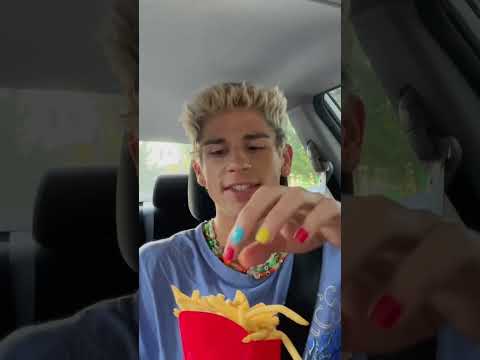 is the adult Happy Meal from McDonald’s worth it?!!